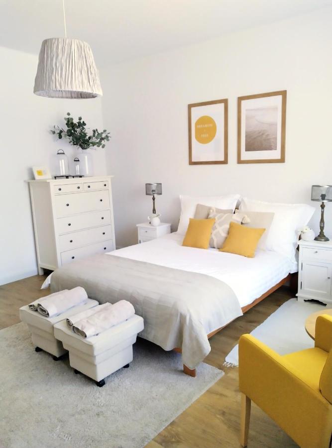Cozy Airport Appartement Vecsés Buitenkant foto