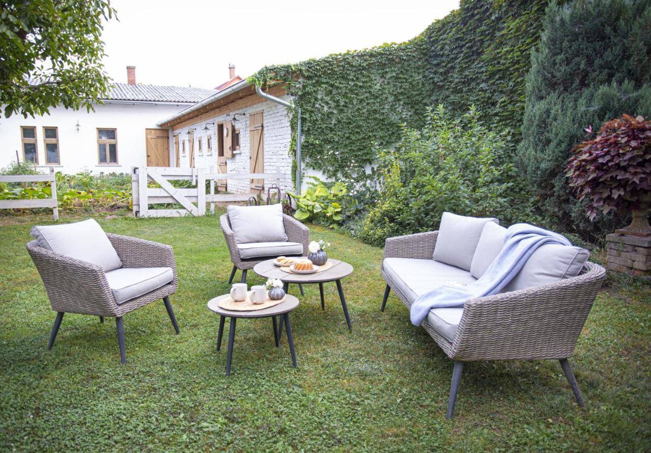 Cozy Airport Appartement Vecsés Buitenkant foto